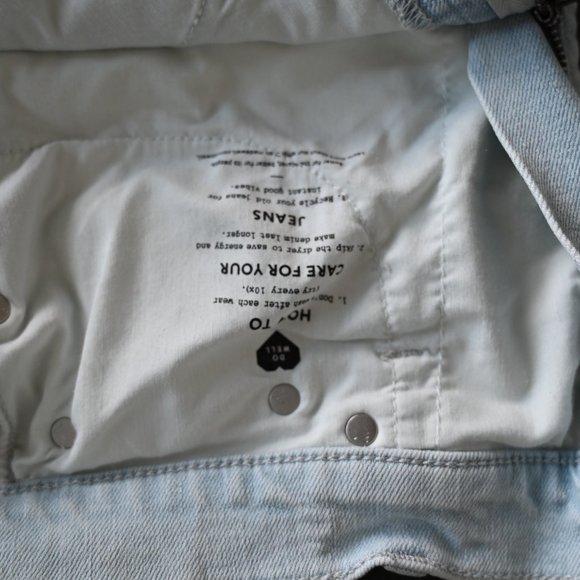 Madewell Size 26 The Perfect Vintage Wide-Leg Crop Jean with Raw Hem | Size 26 - Picture 7 of 12